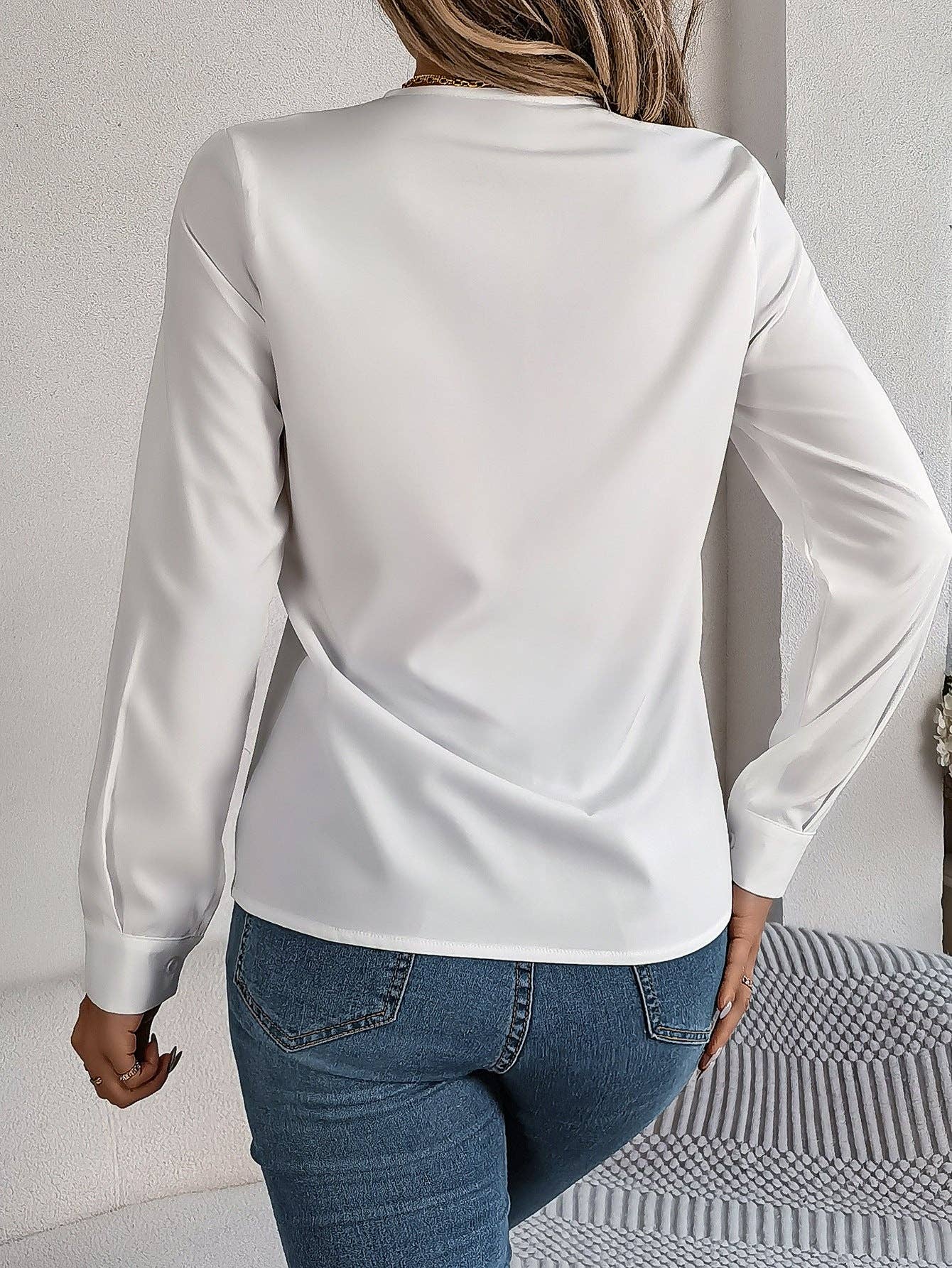 Elegant Layered V-Neck Long Sleeve Blouse – 2025 Fall/Winter